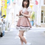 優月心菜 メイド衣装でポーズする 声優